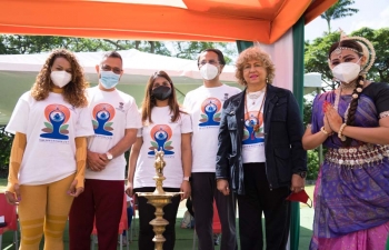 IDY celebrations in Caracas also provided an occasion for discussion on strengthening cooperation in the field of Yoga and also making Yoga popular in various states of Venezuela